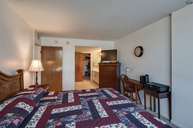 2100 SANTA FE STREET, Wichita Falls, TX 76309
