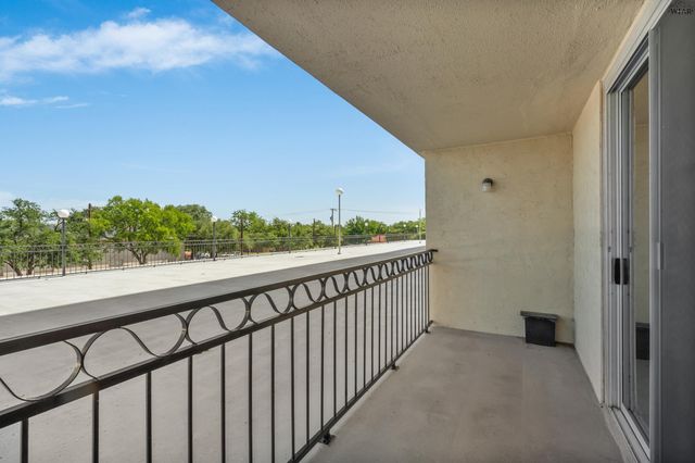 2100 SANTA FE STREET, Wichita Falls, TX 76309