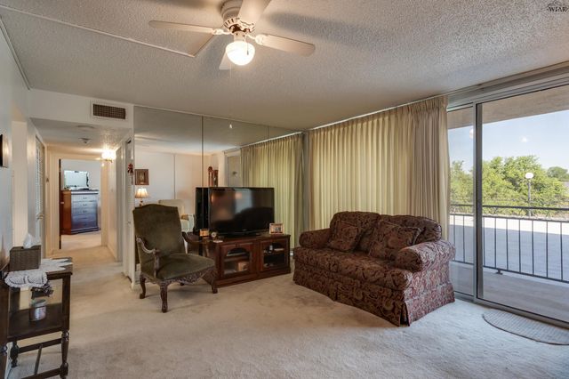 2100 SANTA FE STREET, Wichita Falls, TX 76309