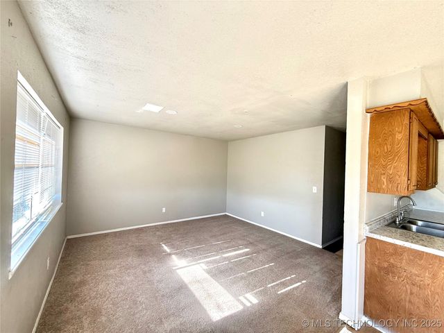 510 E Ashland, Mcalester, OK 74501