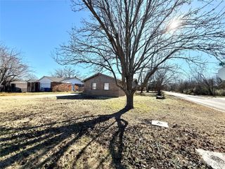 510 E Ashland, Mcalester, OK 74501