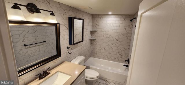 173 WASHINGTON ST, Doylestown, PA 18901