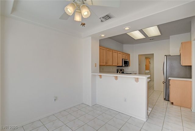 10113 Cresent Creek Drive, Las Vegas, NV 89134