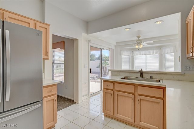 10113 Cresent Creek Drive, Las Vegas, NV 89134