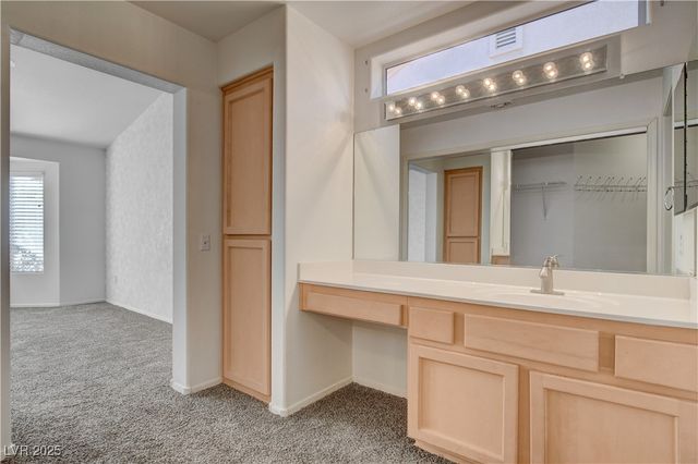 10113 Cresent Creek Drive, Las Vegas, NV 89134