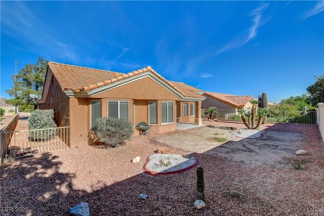 10113 Cresent Creek Drive, Las Vegas, NV 89134