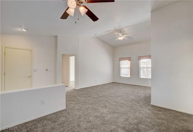 10113 Cresent Creek Drive, Las Vegas, NV 89134