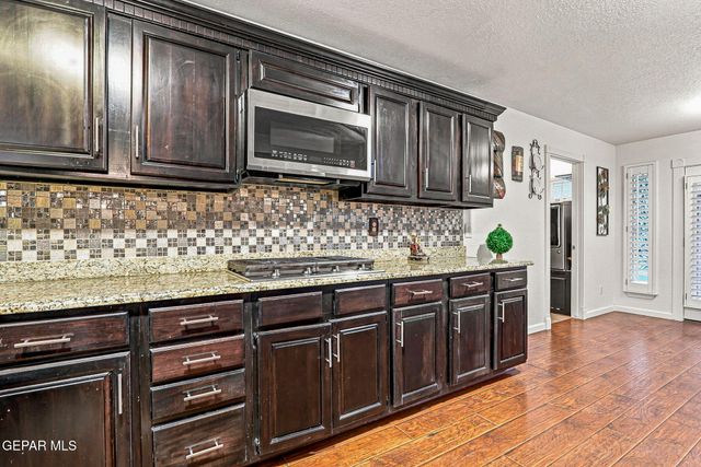 5705 NOVILLA Place, El Paso, TX 79932