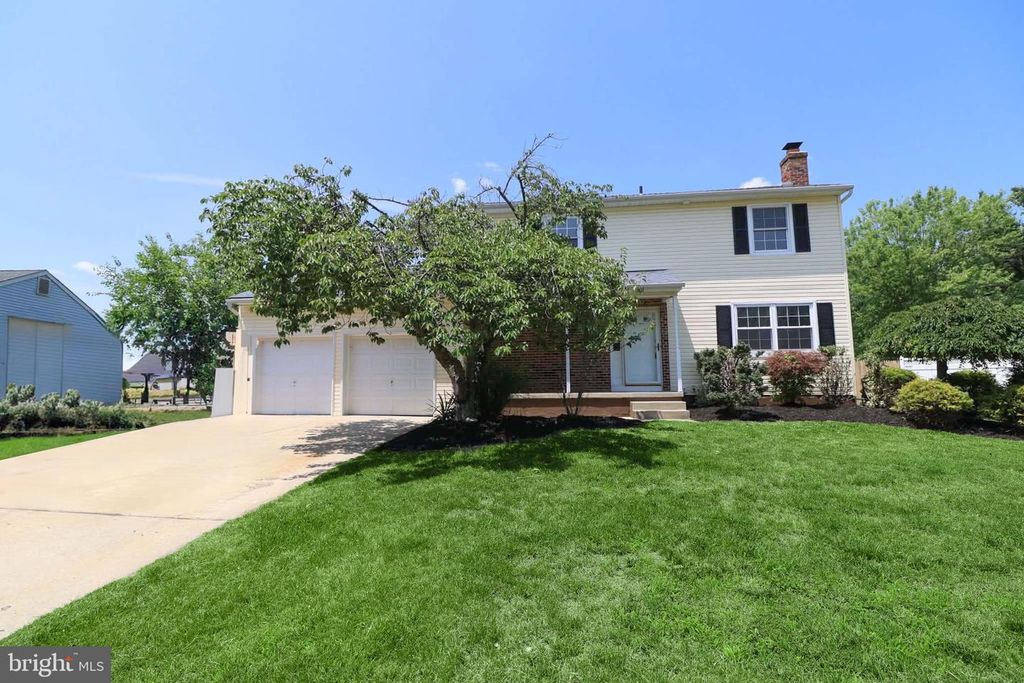 23 LANCASTER DR, MARLTON, NJ 08053 — exterior