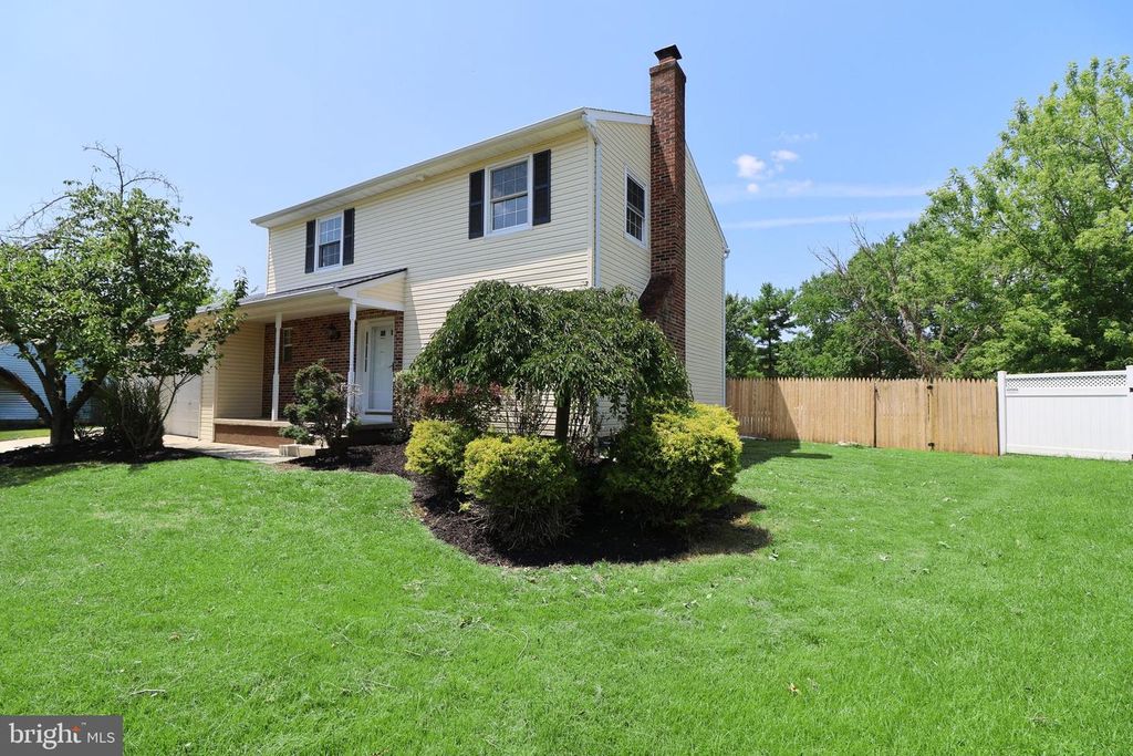 23 LANCASTER DR, MARLTON, NJ 08053 — photo 3