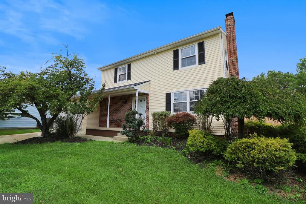 23 LANCASTER DR, MARLTON, NJ 08053 — photo 4