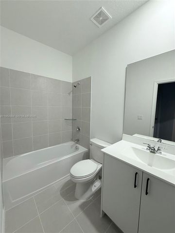 2810 SE 24th Ave, Homestead, FL 33035