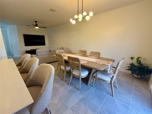 2810 SE 24th Ave, Homestead, FL 33035