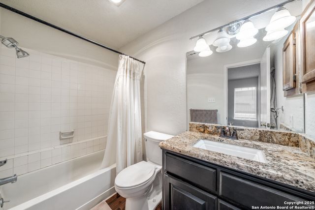 10254 Dover Rdg Apt 204, San Antonio, TX 78250