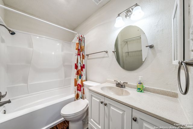 10254 Dover Rdg Apt 204, San Antonio, TX 78250