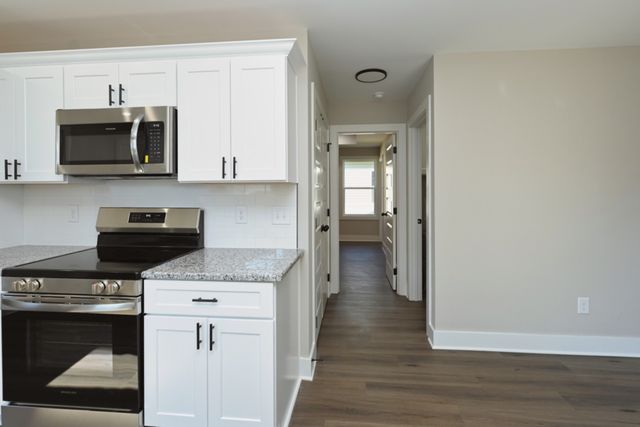 98 Donna Dr, Hendersonville, TN 37075