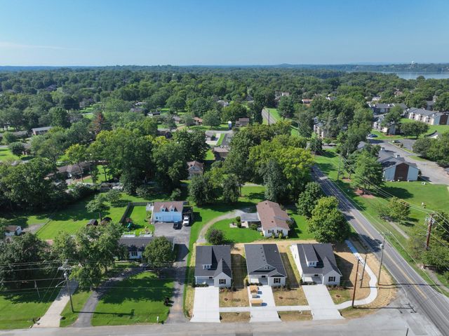 98 Donna Dr, Hendersonville, TN 37075