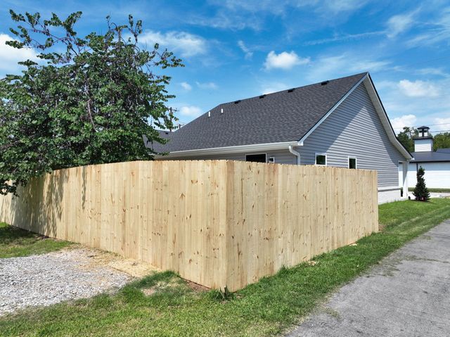 98 Donna Dr, Hendersonville, TN 37075