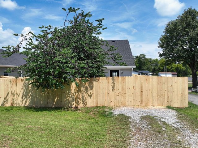 98 Donna Dr, Hendersonville, TN 37075