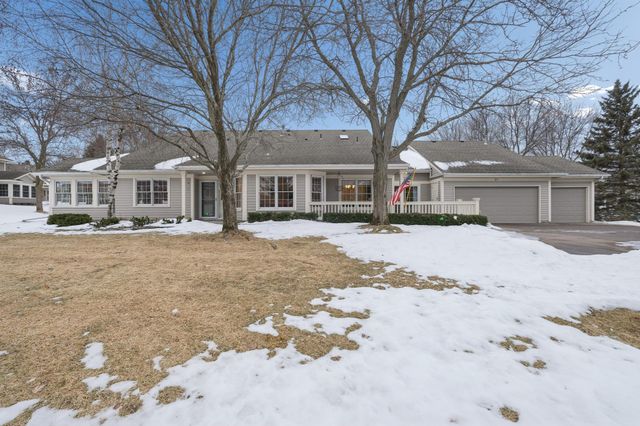 877 Ivy Lane, Eagan, MN 55123