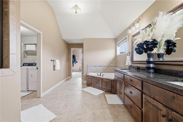 212 SW Ansel Adams Drive, Lee's Summit, MO 64081