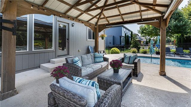 212 SW Ansel Adams Drive, Lee's Summit, MO 64081