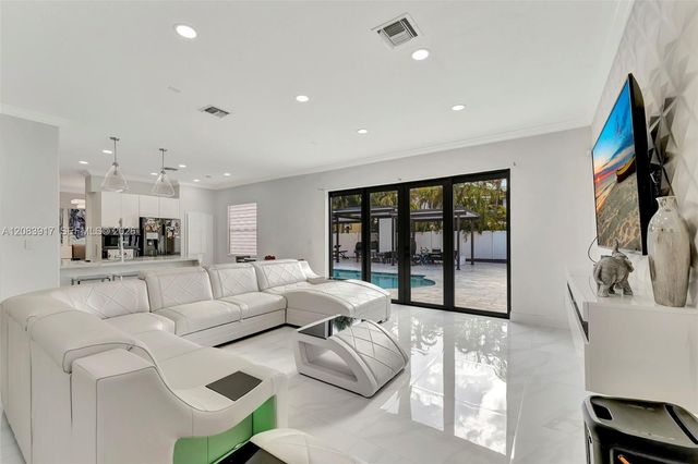 2102 SW 176th Avenue, Miramar, FL 33029
