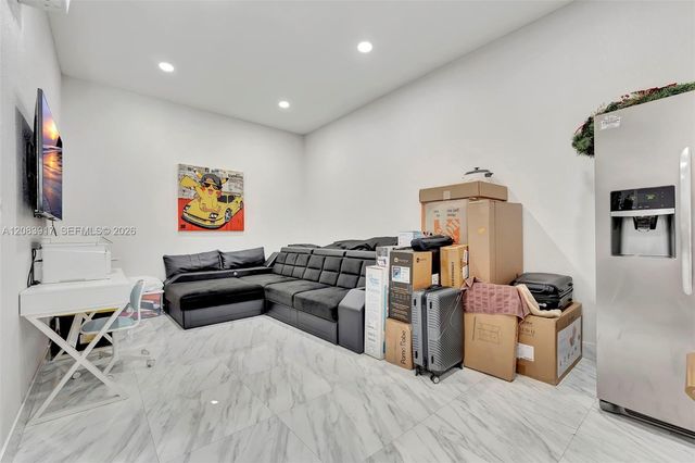 2102 SW 176th Avenue, Miramar, FL 33029