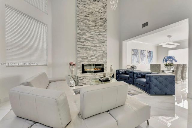 2102 SW 176th Avenue, Miramar, FL 33029