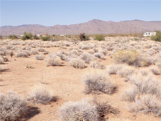 Lot 13 N Ajo Road, Golden Valley, AZ 86413