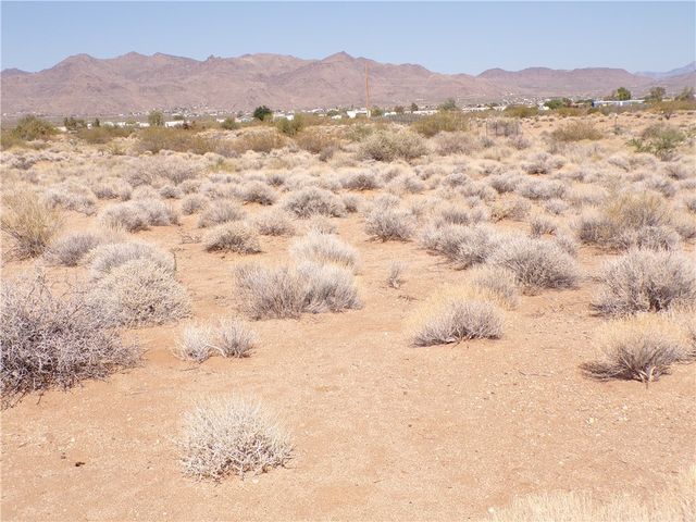 Lot 13 N Ajo Road, Golden Valley, AZ 86413