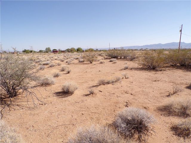 Lot 13 N Ajo Road, Golden Valley, AZ 86413