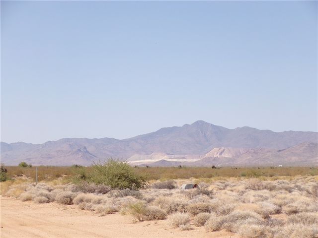 Lot 13 N Ajo Road, Golden Valley, AZ 86413