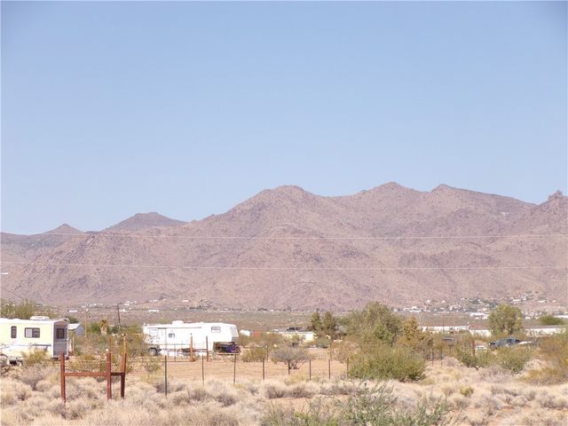 Lot 13 N Ajo Road, Golden Valley, AZ 86413