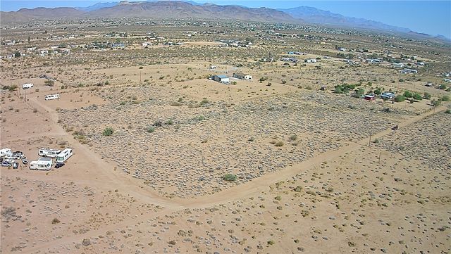 Lot 13 N Ajo Road, Golden Valley, AZ 86413