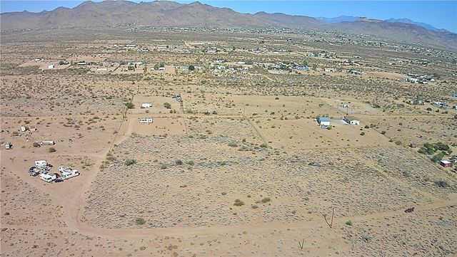 Lot 13 N Ajo Road, Golden Valley, AZ 86413