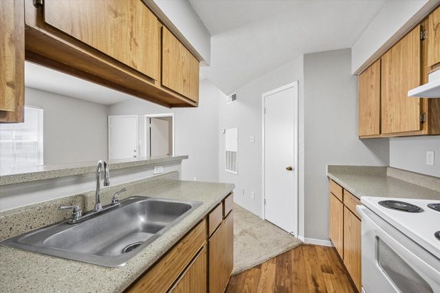 1660 W T C Jester Boulevard 1012, Houston, TX 77008