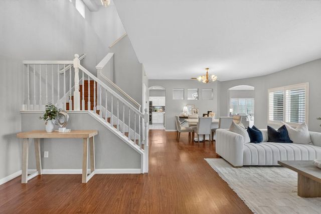 8869 Jessup Ct, Elk Grove, CA 95758