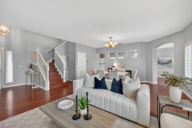 8869 Jessup Ct, Elk Grove, CA 95758