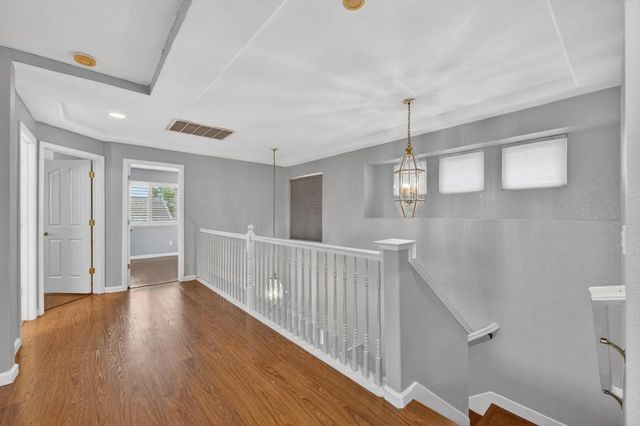 8869 Jessup Ct, Elk Grove, CA 95758