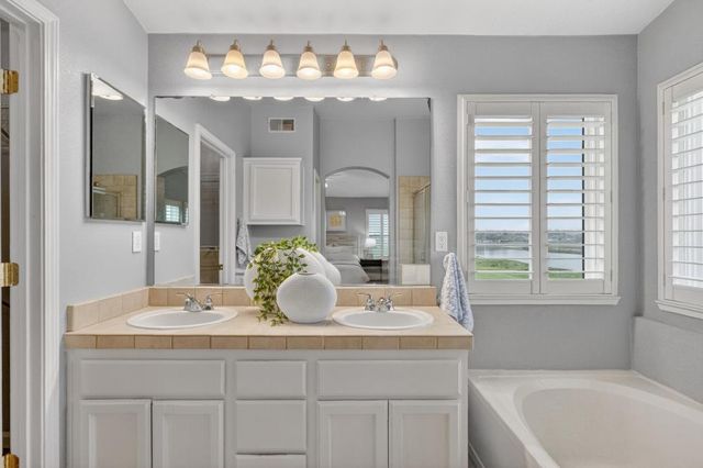 8869 Jessup Ct, Elk Grove, CA 95758