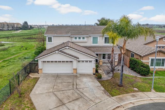 8869 Jessup Ct, Elk Grove, CA 95758