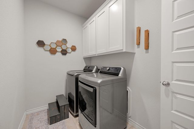 7315 Leonardo DR, Round Rock, TX 78665