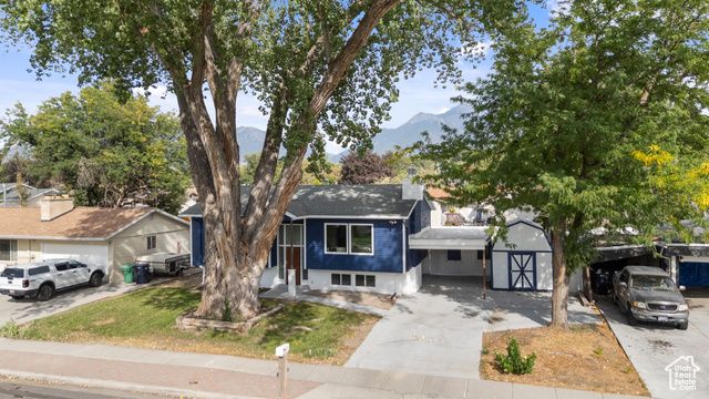 8731 S GLADIATOR WAY, Sandy, UT 84094