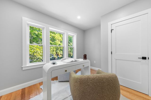 21 Farrington Street 2, Arlington, MA 02474