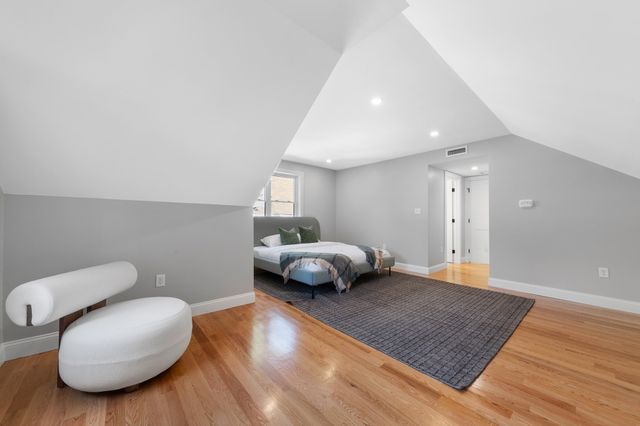 21 Farrington Street 2, Arlington, MA 02474