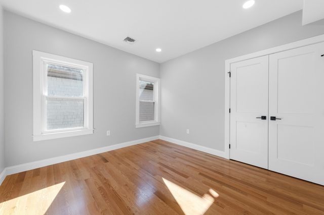 21 Farrington Street 2, Arlington, MA 02474