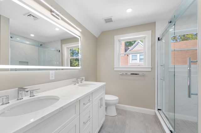 21 Farrington Street 2, Arlington, MA 02474