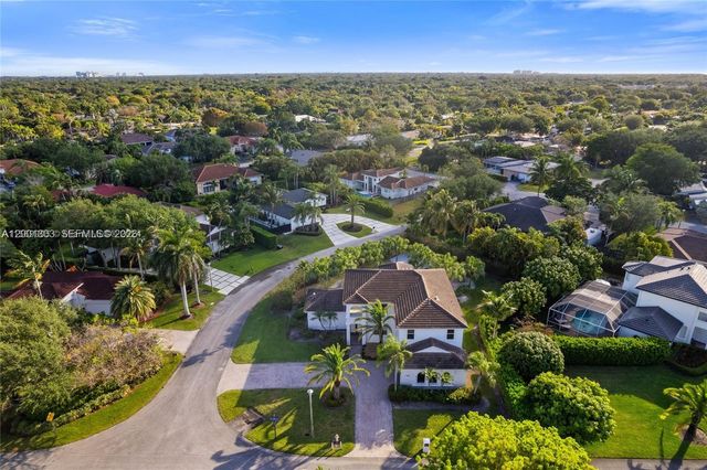 16449 SW 84th Pl, Palmetto Bay, FL 33157