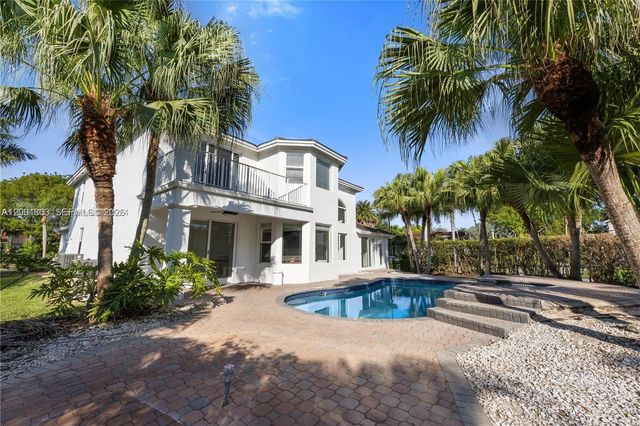 16449 SW 84th Pl, Palmetto Bay, FL 33157